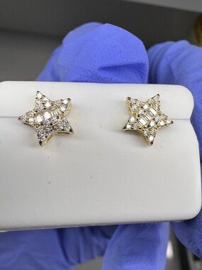 925 Sterling Sillver with Rhodium Finish Moissanite 1.00 CTW Heart Pendant